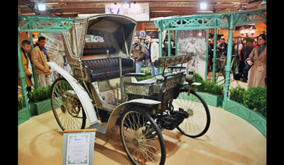 Peugeot Type 4 quadricycle "vis à vis" (face to face) 1892 1